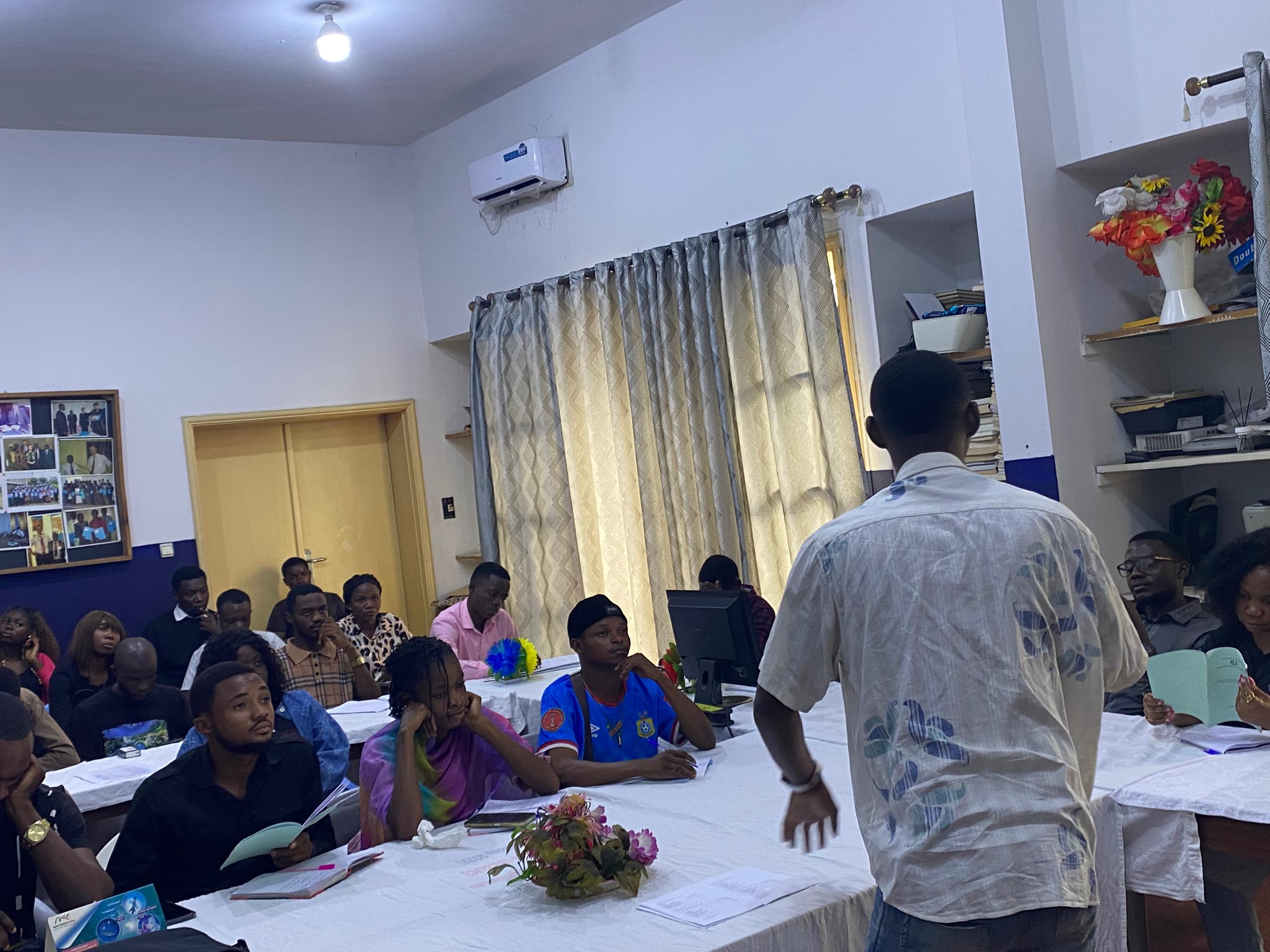Lancement officiel du programme de stages académiques et de recherche GEEC-SARL – Université de Kinshasa : vers une formation scientifique d’excellence ancrée dans la pratique